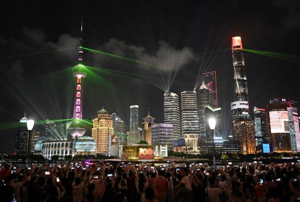 上海2023跨年外滩会有光影秀吗？2023跨年怎么拍照